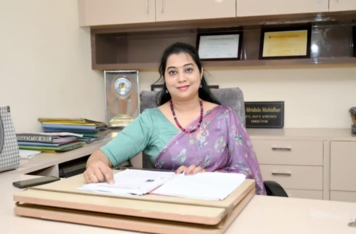 Dr. Mridula Mahidhar